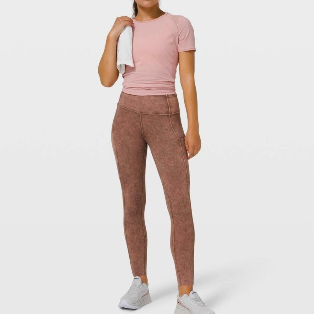 Lululemon Fast and Free High-Rise Tight Ice Wash Brown Earth Size 6